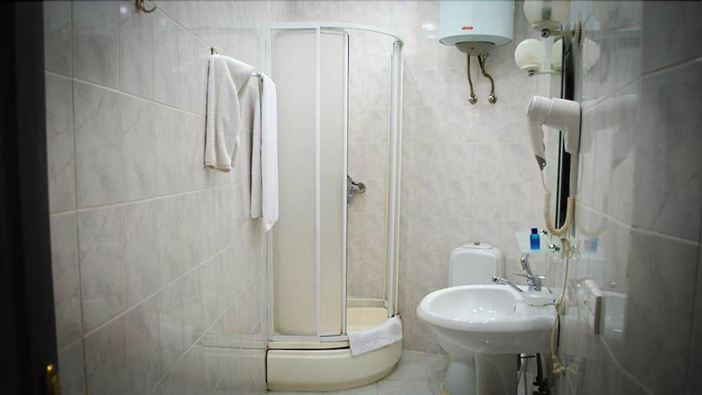 City Walls Hotel باكو المظهر الخارجي الصورة